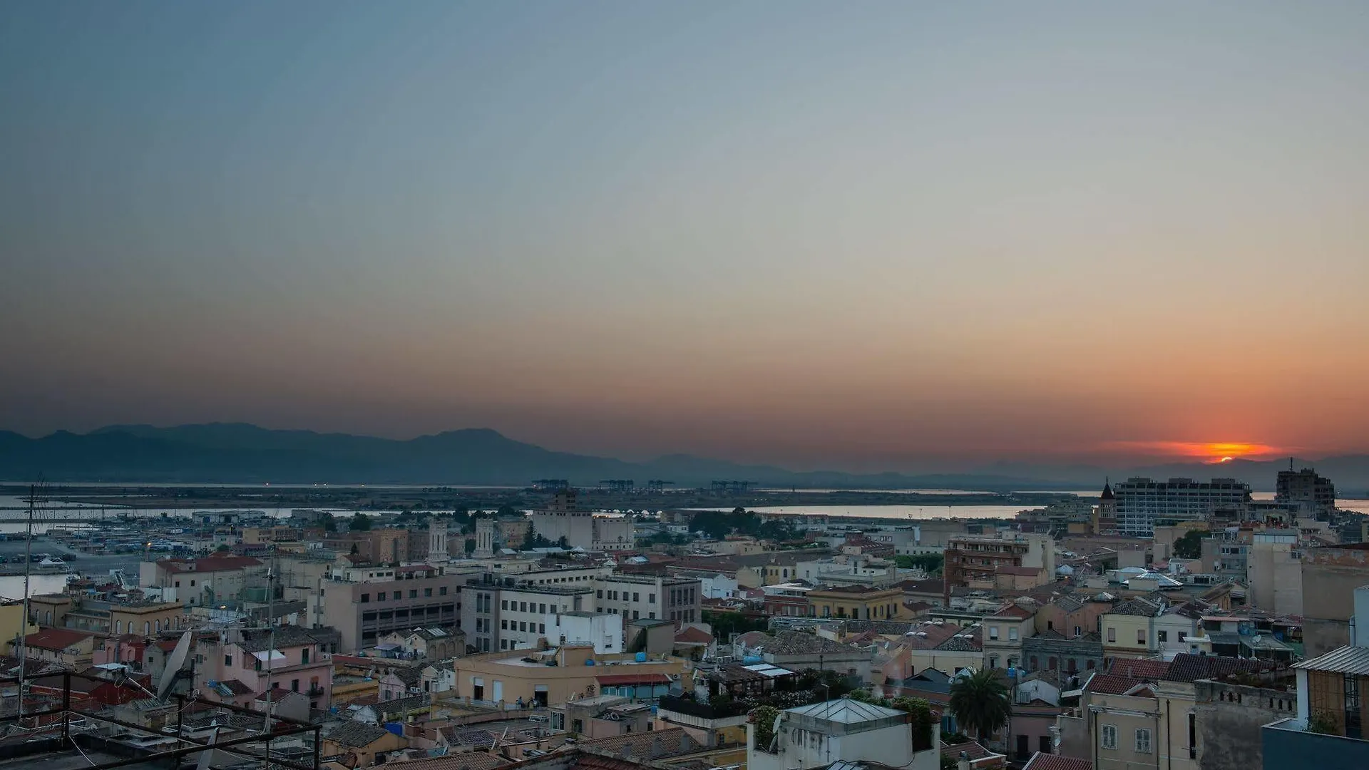 My Home Cagliari 2*,  Włochy